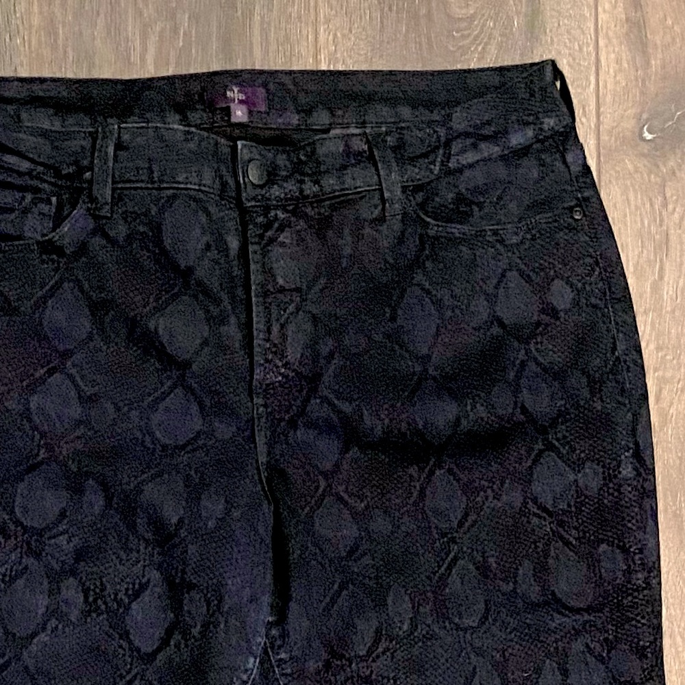 Snakeskin Pattern Skinny Jeans